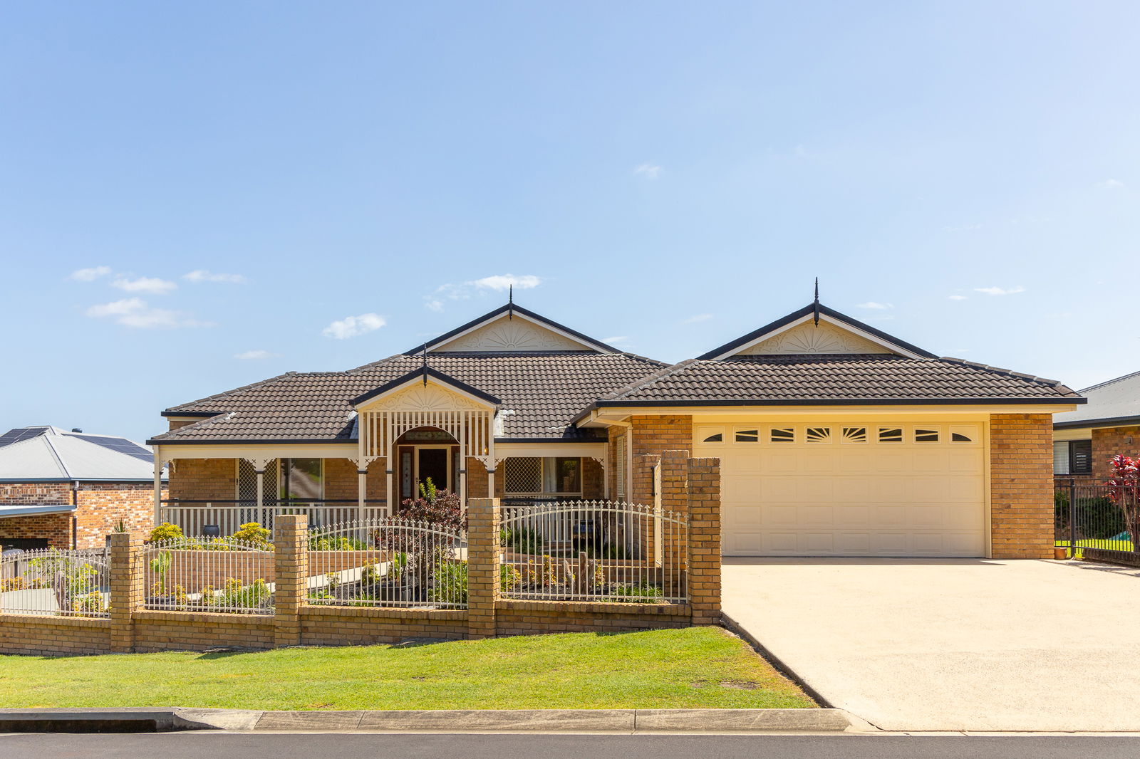 Main listing image for 17 Reginald Avenue, Arana Hills  QLD  4054