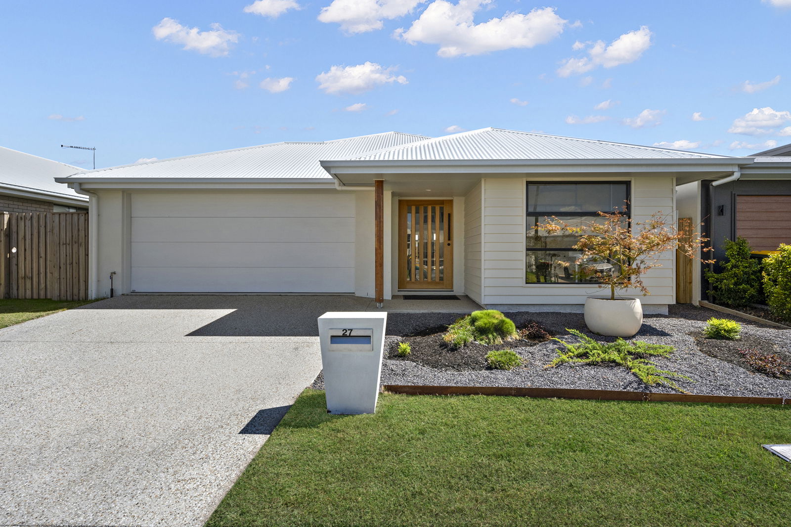 Main listing image for 27 Carnarvon Crescent, Banya  QLD  4551