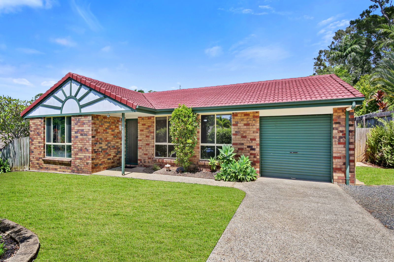 Main listing image for 17 Bellcarra Place, Little Mountain  QLD  4551