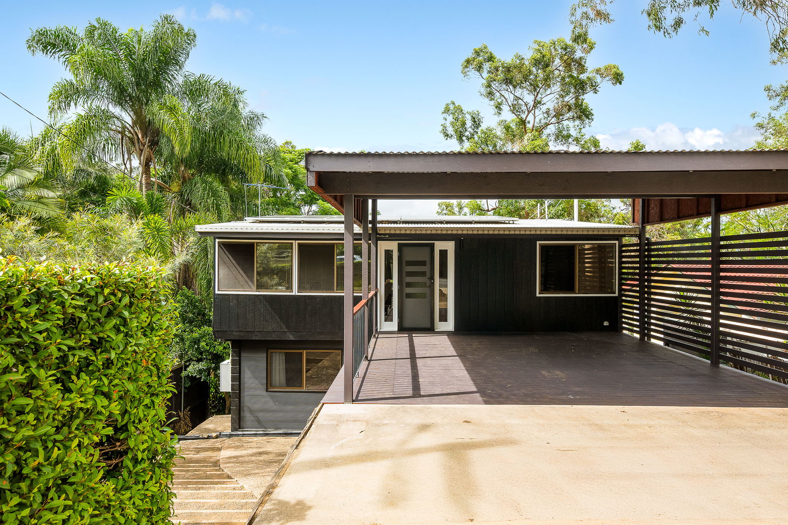 Main listing image for 908 South Pine Road, Everton Park  QLD  4053