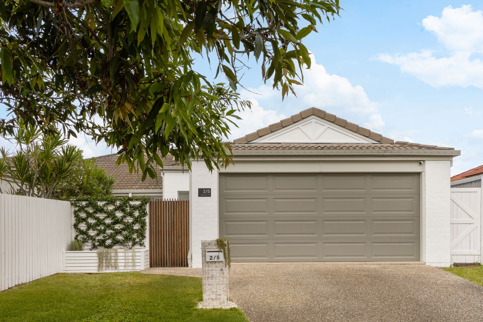 Main listing image for 2/5 Eugenia Avenue, Rothwell  QLD  4022