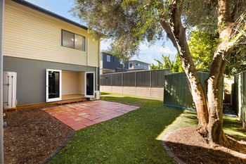 Image 5 for 43A Collins Street, Woody Point  QLD  4019