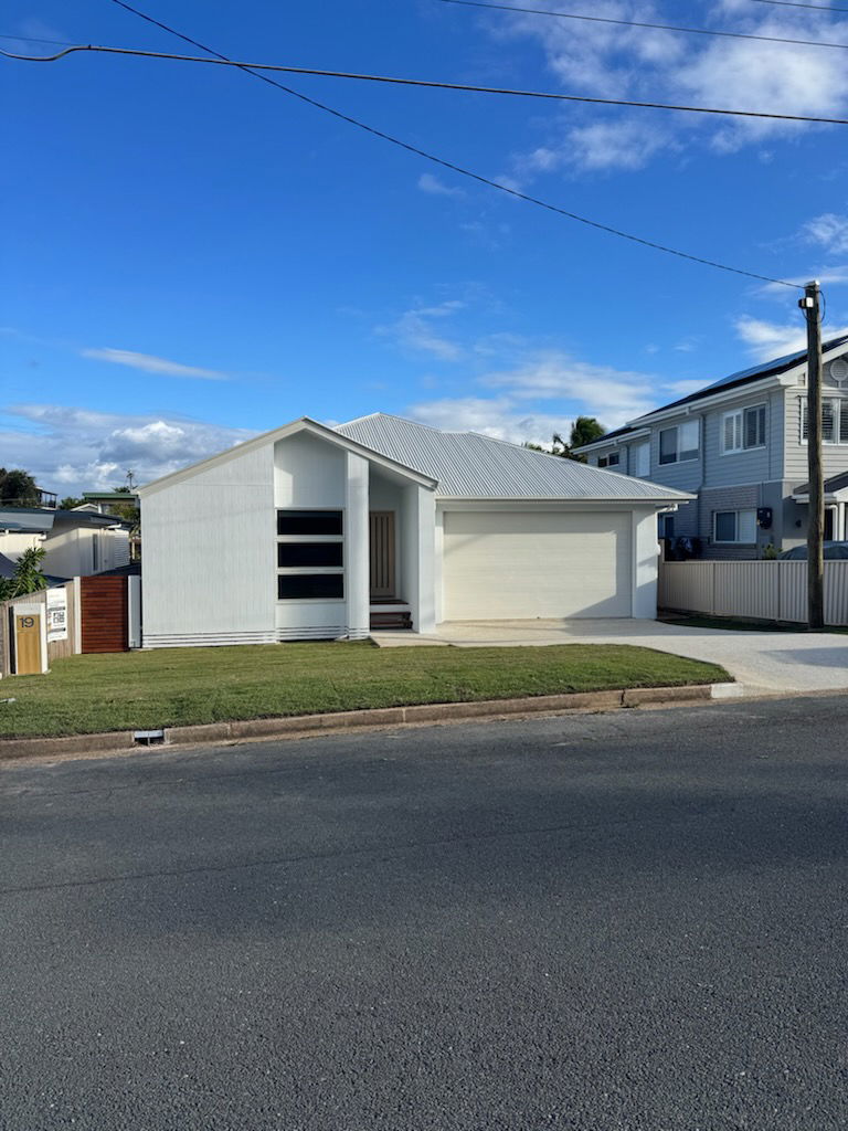 Main listing image for 19 Robertson Avenue, Margate  QLD  4019