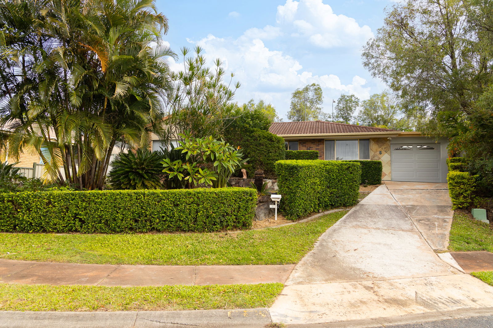 Main listing image for 5 Broadway Drive, Oxenford  QLD  4210