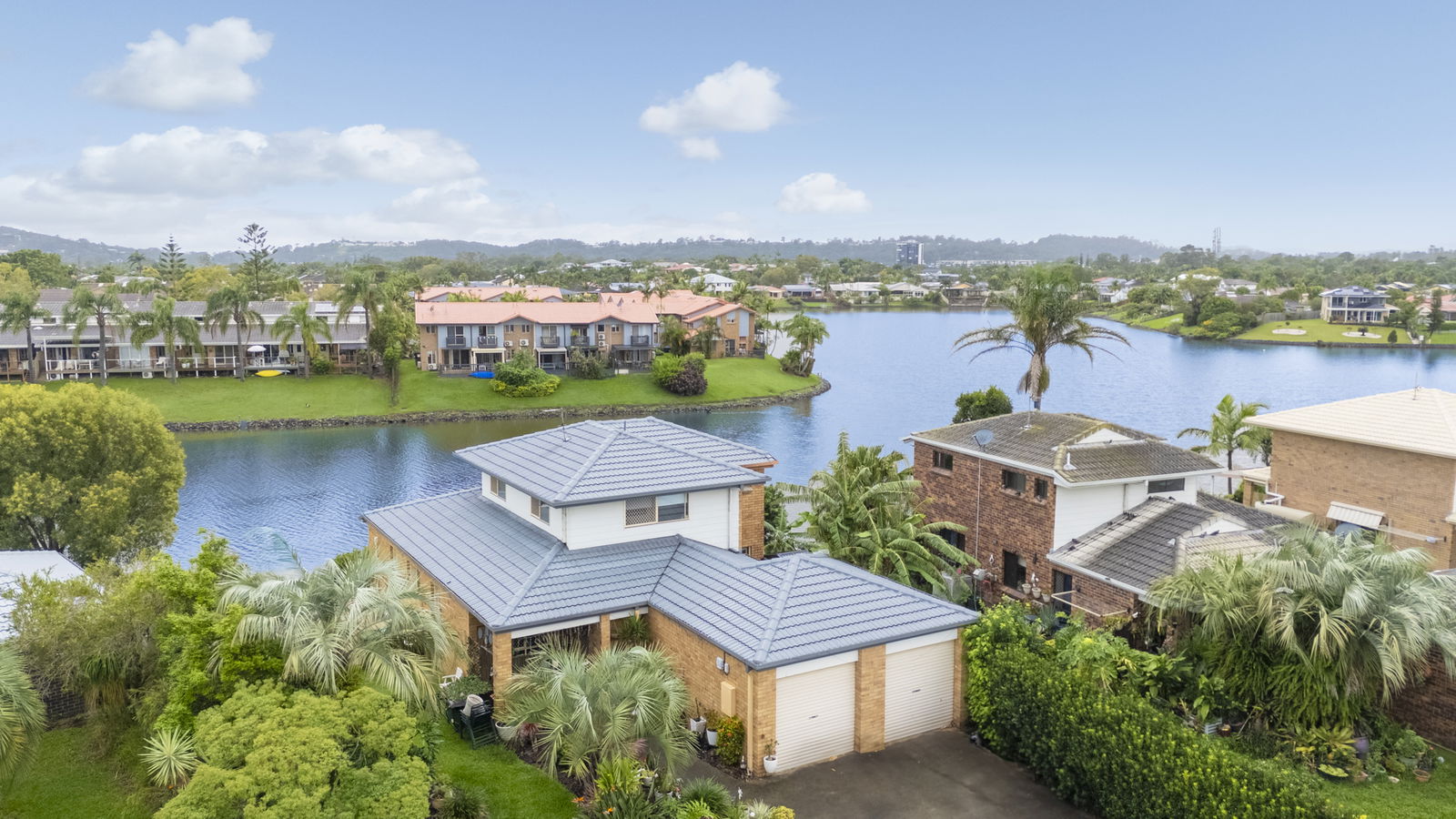 Main listing image for 6 Seafoam Close, Varsity Lakes  QLD  4227