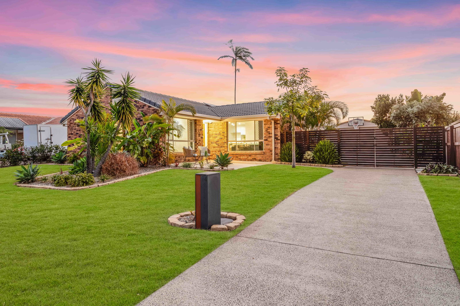 Main listing image for 14 Gordon Crescent, Sandstone Point  QLD  4511