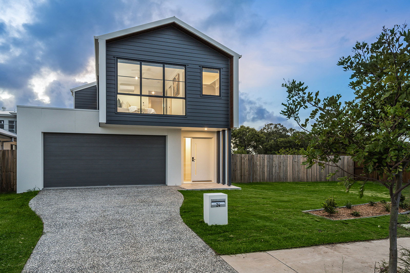 Main listing image for 37 Whitehaven Road, Newport  QLD  4020