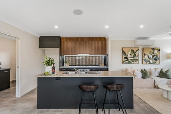 Image 5 for 37 Whitehaven Road, Newport  QLD  4020