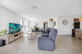 Image 6 for 2 Great Keppel Way, Banya  QLD  4551