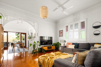 Image 5 for 79 Palm Avenue, Shorncliffe  QLD  4017