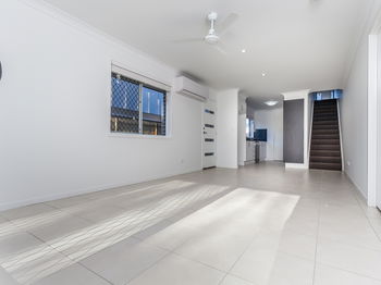Image 5 for 74 Mistral Crescent, Griffin  QLD  4503