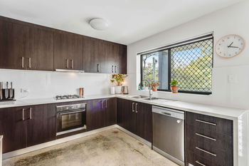 Image 5 for 4/7 Livingstone Street, Yeerongpilly  QLD  4105