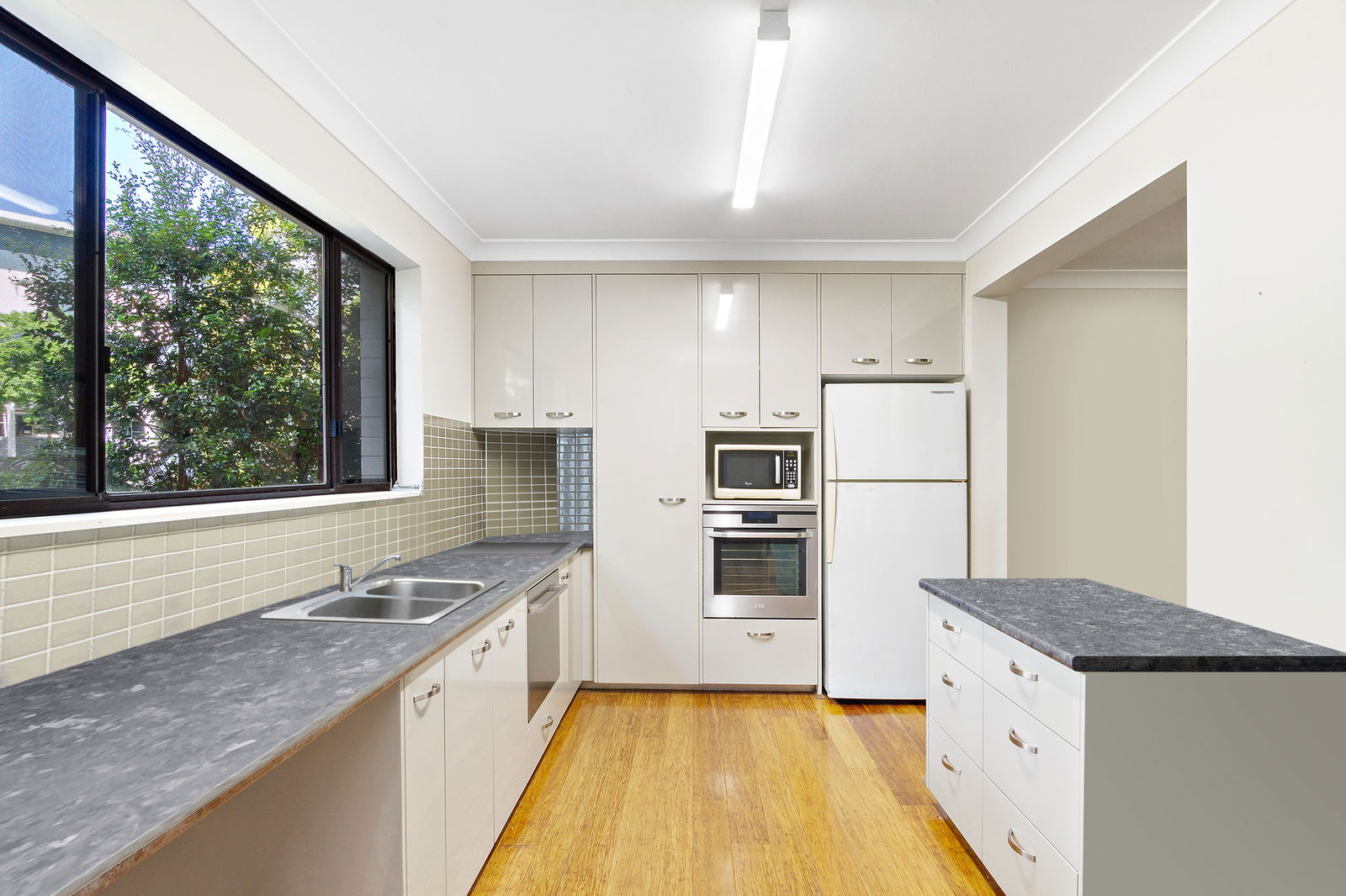 Main listing image for 2/5 Grosvenor Road, Indooroopilly  QLD  4068