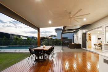 Image 5 for 4 Clifford Street, Woody Point  QLD  4019