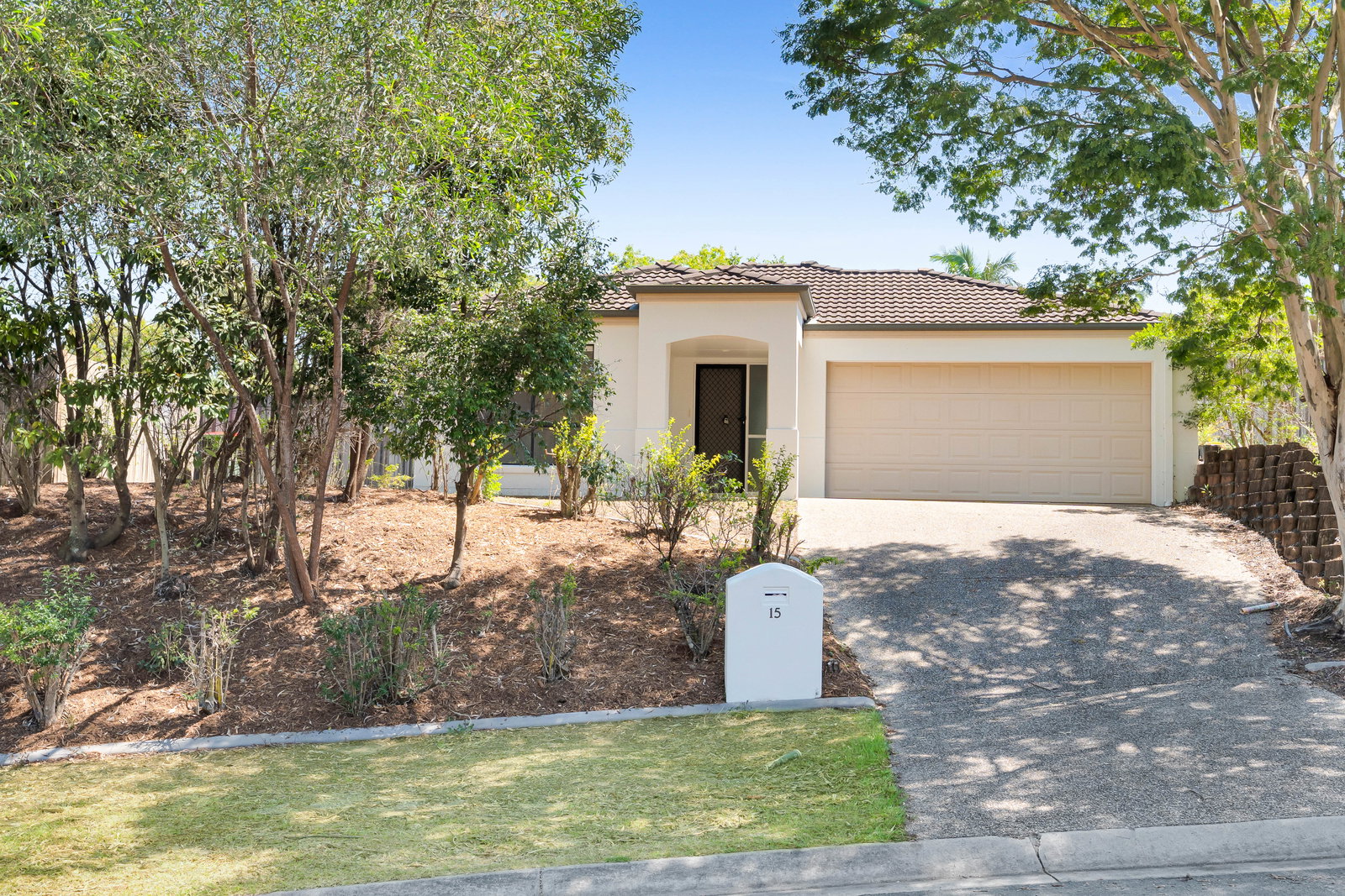 15 Olympic Place, Sinnamon Park, QLD, 4073, Sinnamon Park - Thumbnail 2