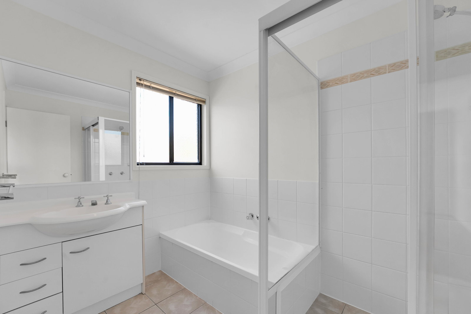15 Olympic Place, Sinnamon Park, QLD, 4073, Sinnamon Park - Thumbnail 8