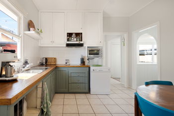 Image 4 for 29 Westbrook Street, Woody Point  QLD  4019