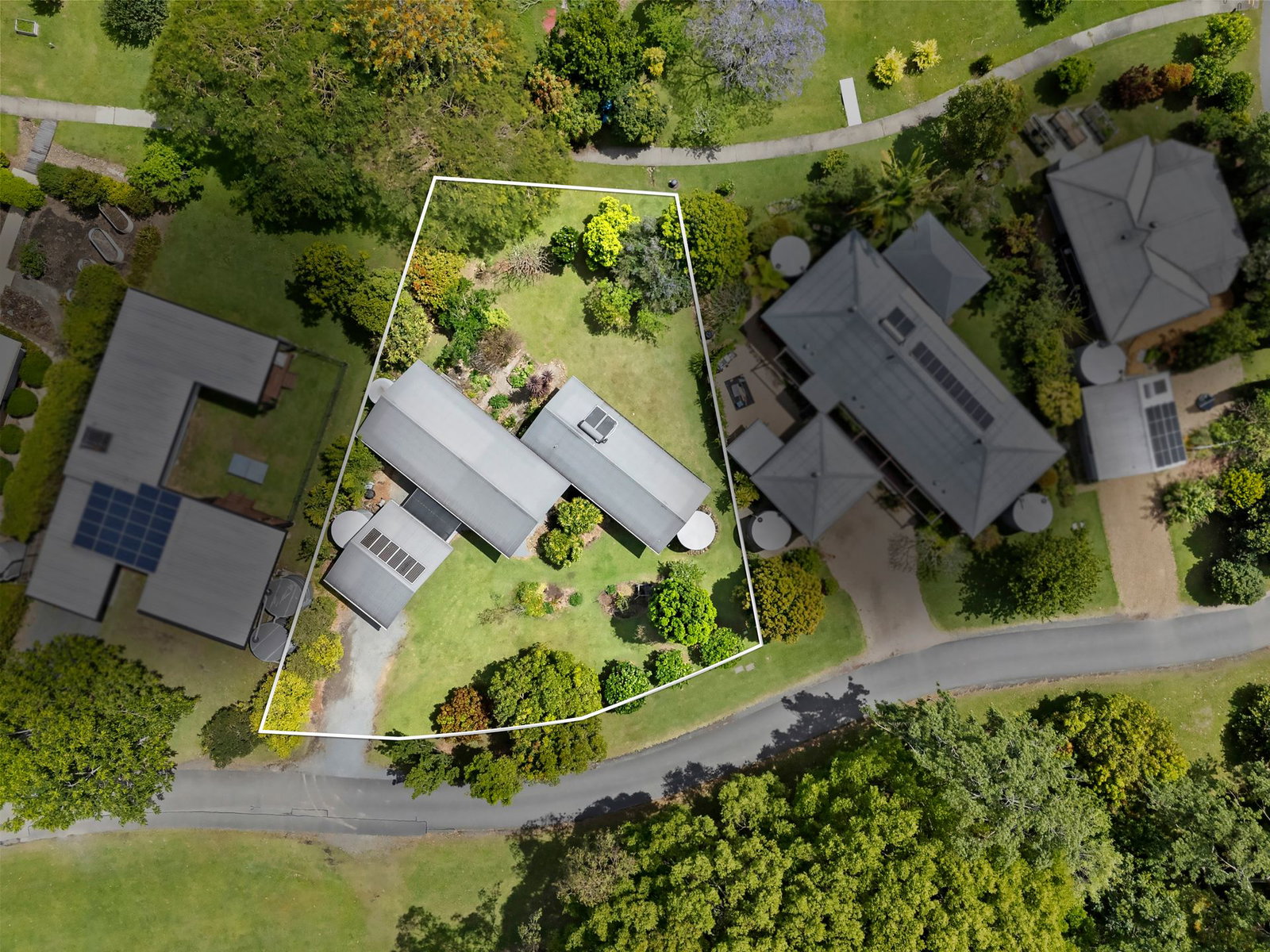Main listing image for 8 Creek Way, Currumbin Valley  QLD  4223