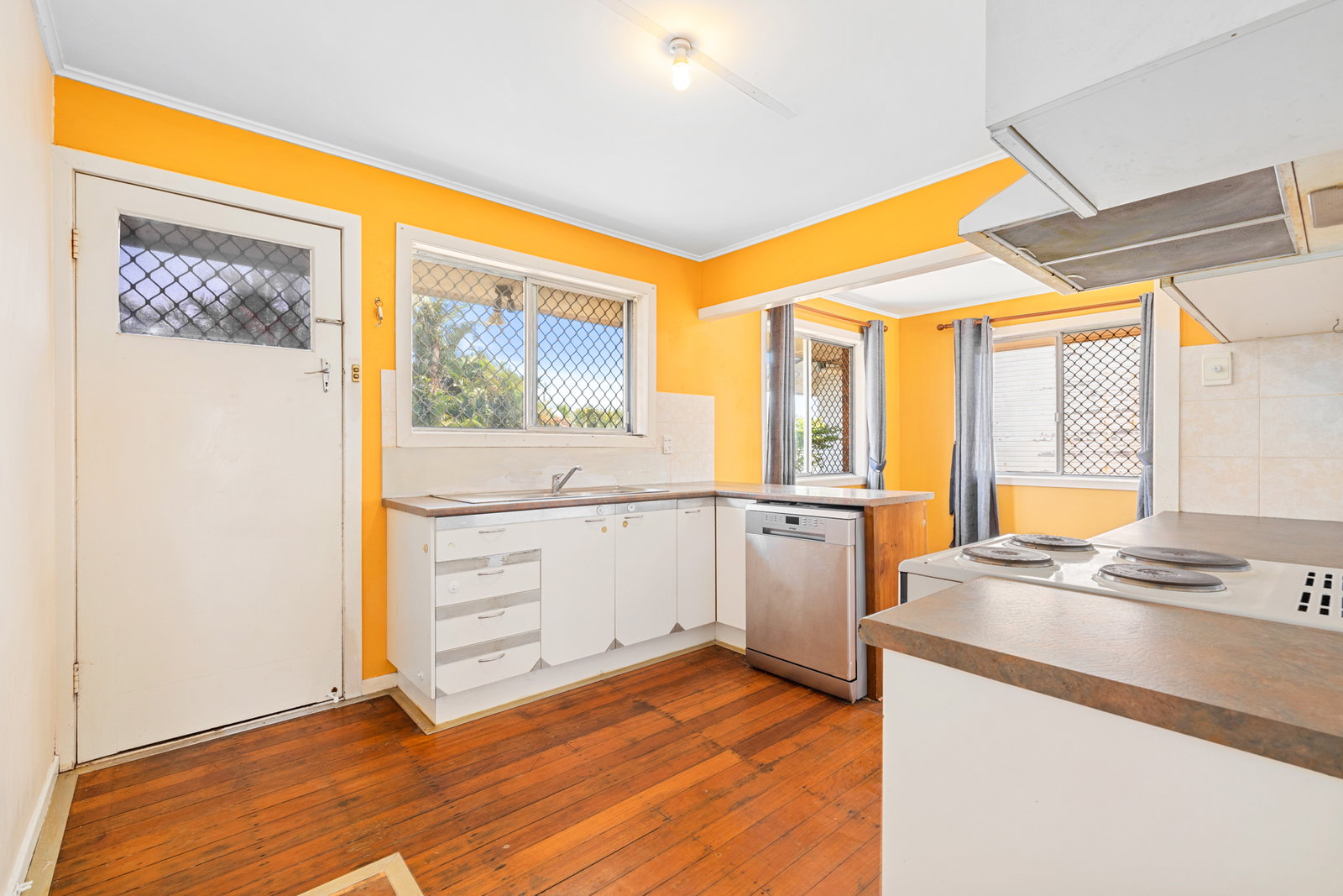 109 Randall Road, Wynnum West, QLD, 4178, Wynnum West - Thumbnail 8