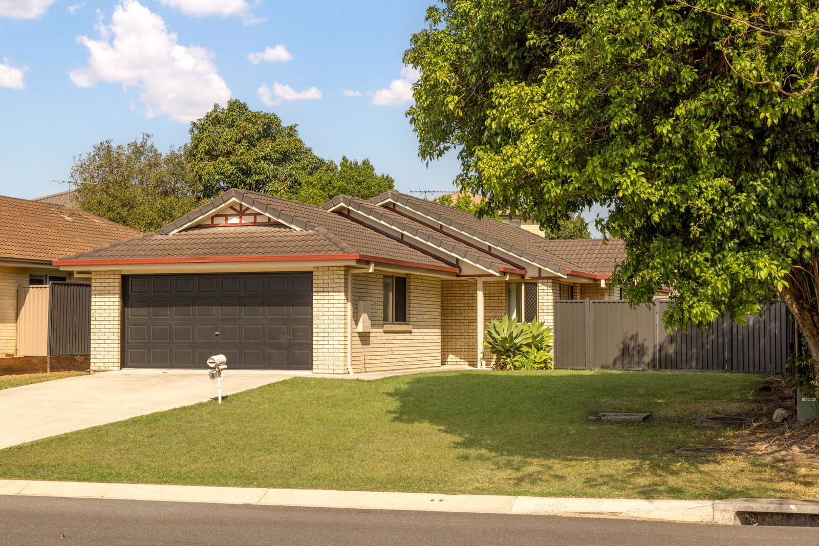 Main listing image for 4 Esperance Court, Murrumba Downs  QLD  4503