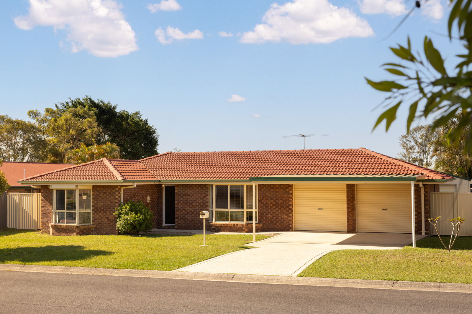 Main listing image for 18 Mawson Drive, Morayfield  QLD  4506