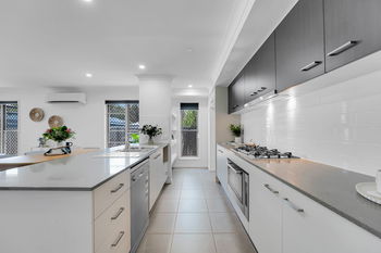 Image 6 for 52 Woodline Drive, Spring Mountain  QLD  4300