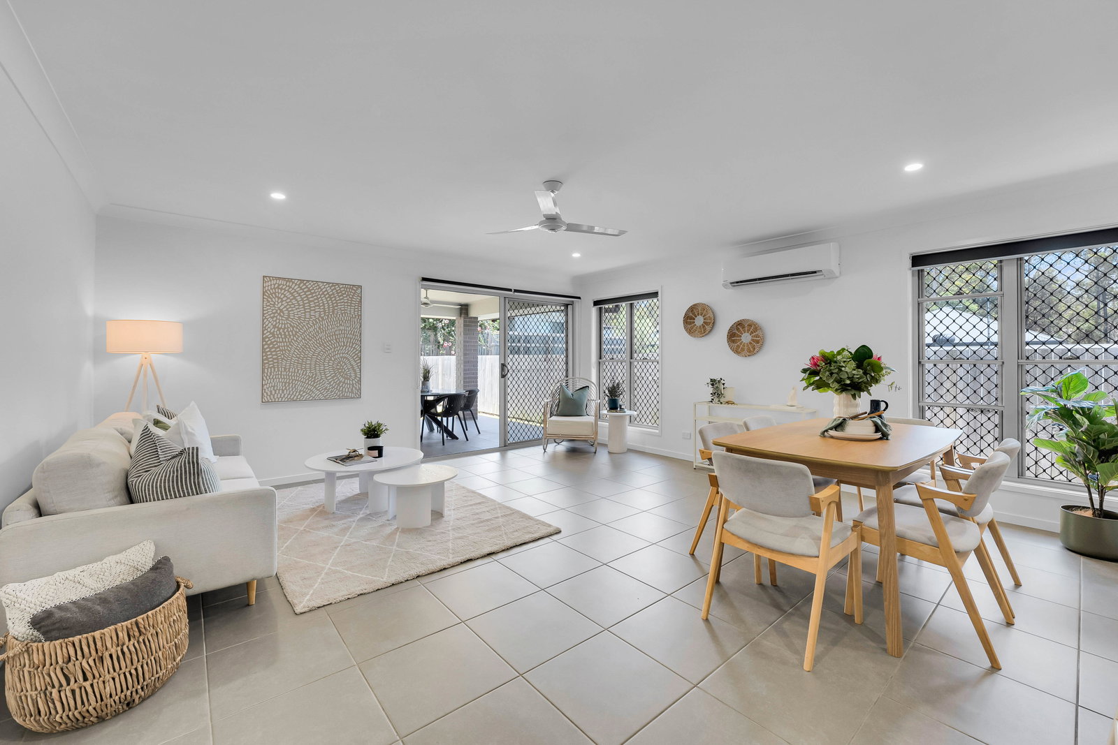 52 Woodline Drive, Spring Mountain, QLD, 4300, Spring Mountain - Thumbnail 2