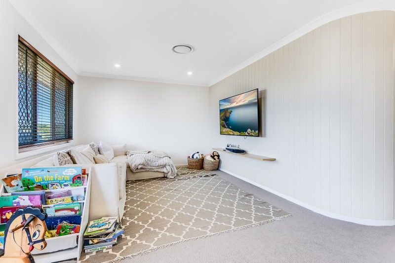 5 Aurora Place, Newport, QLD, 4020, Newport - Thumbnail 2