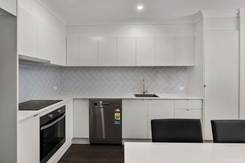 Image 6 for 10/15 Bramble Street, Woody Point  QLD  4019