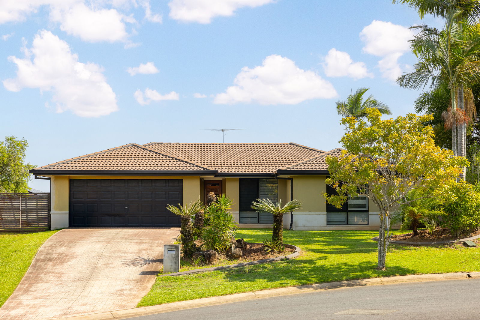 Main listing image for 5 Venetian Court, Griffin  QLD  4503