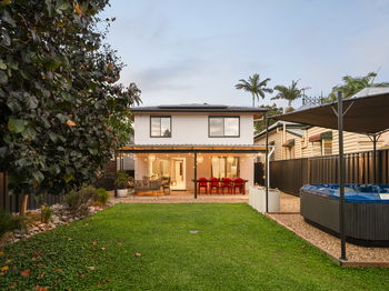 Image 6 for 32 Palm Avenue, Shorncliffe  QLD  4017