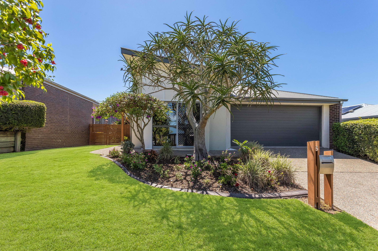 Main listing image for 5 Jowarra Street, Kallangur  QLD  4503