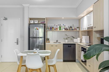 Image 5 for 144/1-7 moores Crescent, Varsity Lakes  QLD  4227