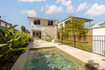 Image 4 for 69A Collins Street, Woody Point  QLD  4019