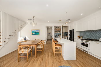 Image 5 for 69A Collins Street, Woody Point  QLD  4019