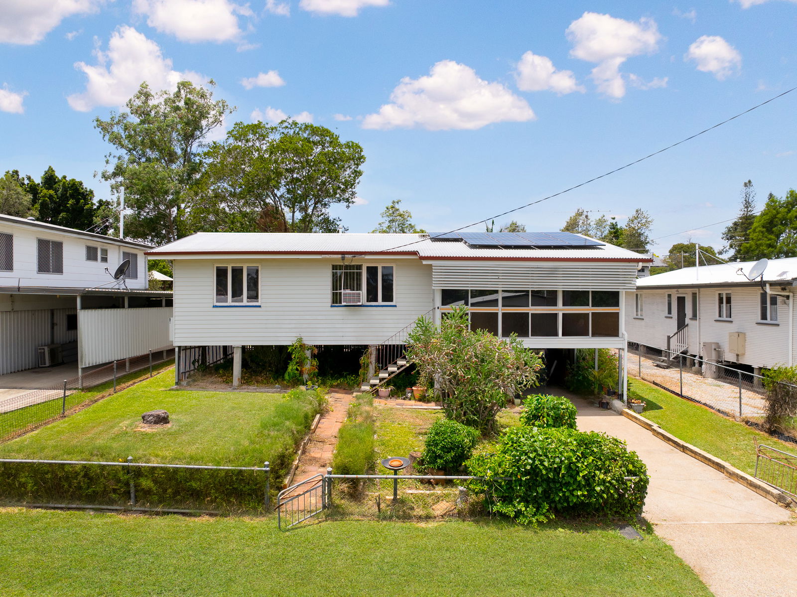 Main listing image for 8 Cross Street, Raceview  QLD  4305
