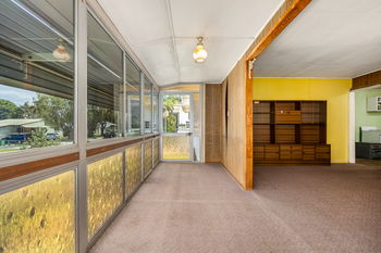 Image 5 for 8 Cross Street, Raceview  QLD  4305