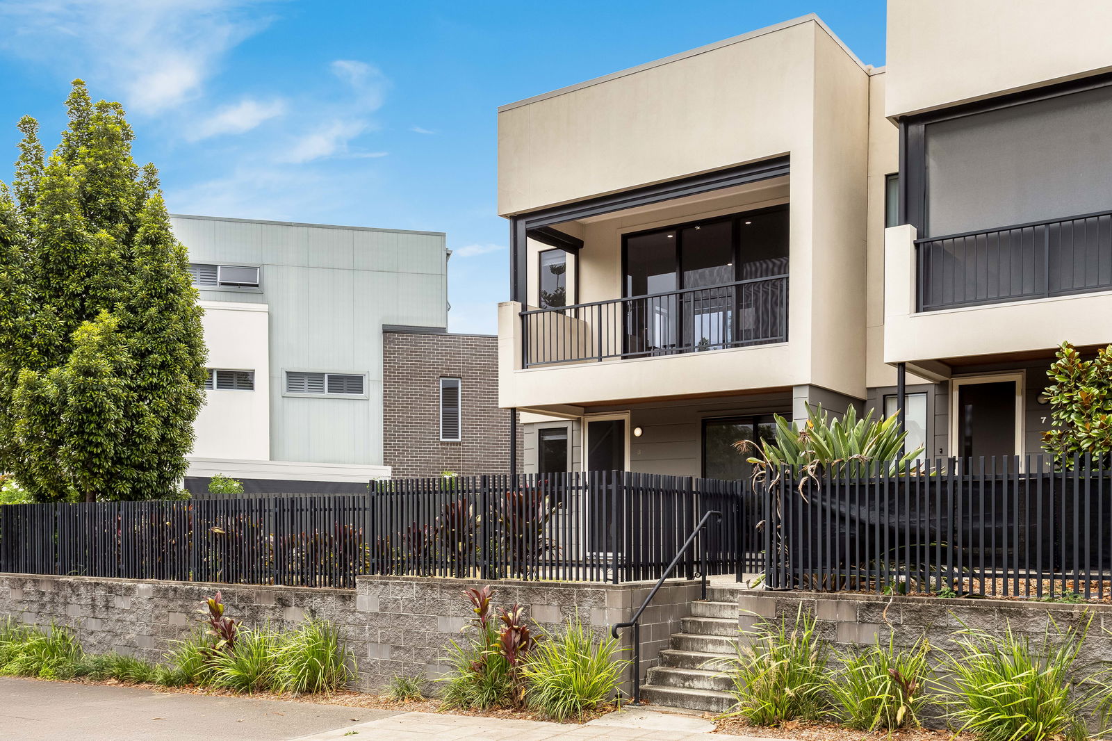 Main listing image for 8/25 The Corso, North Lakes  QLD  4509