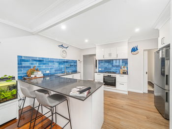 Image 6 for 132 Queens Parade, Brighton  QLD  4017