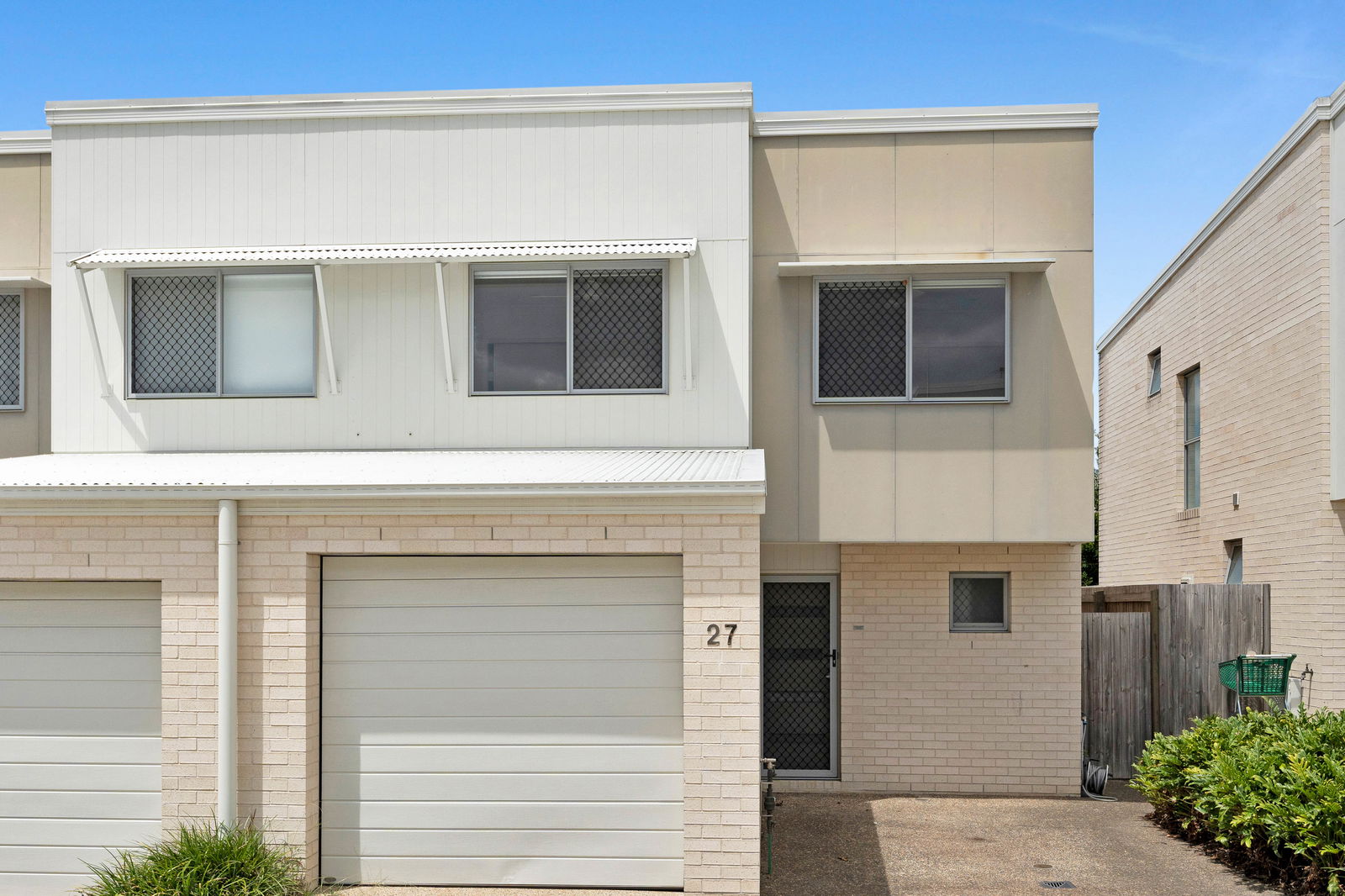 Main listing image for 27/15 Mayfair Street, Doolandella  QLD  4077
