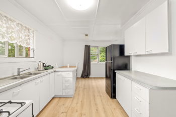 Image 6 for 60 Diamond Street, Riverview  QLD  4303