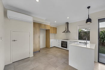 Image 6 for Raceview – address available on request – Townhouse for sale R2-4889086