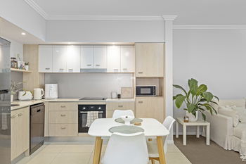 Image 3 for 144/1-7 moores Crescent, Varsity Lakes  QLD  4227