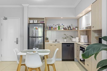 Image 5 for 144/1-7 moores Crescent, Varsity Lakes  QLD  4227