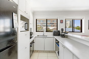 Image 6 for 5/11 Tenth Avenue, Palm Beach  QLD  4221