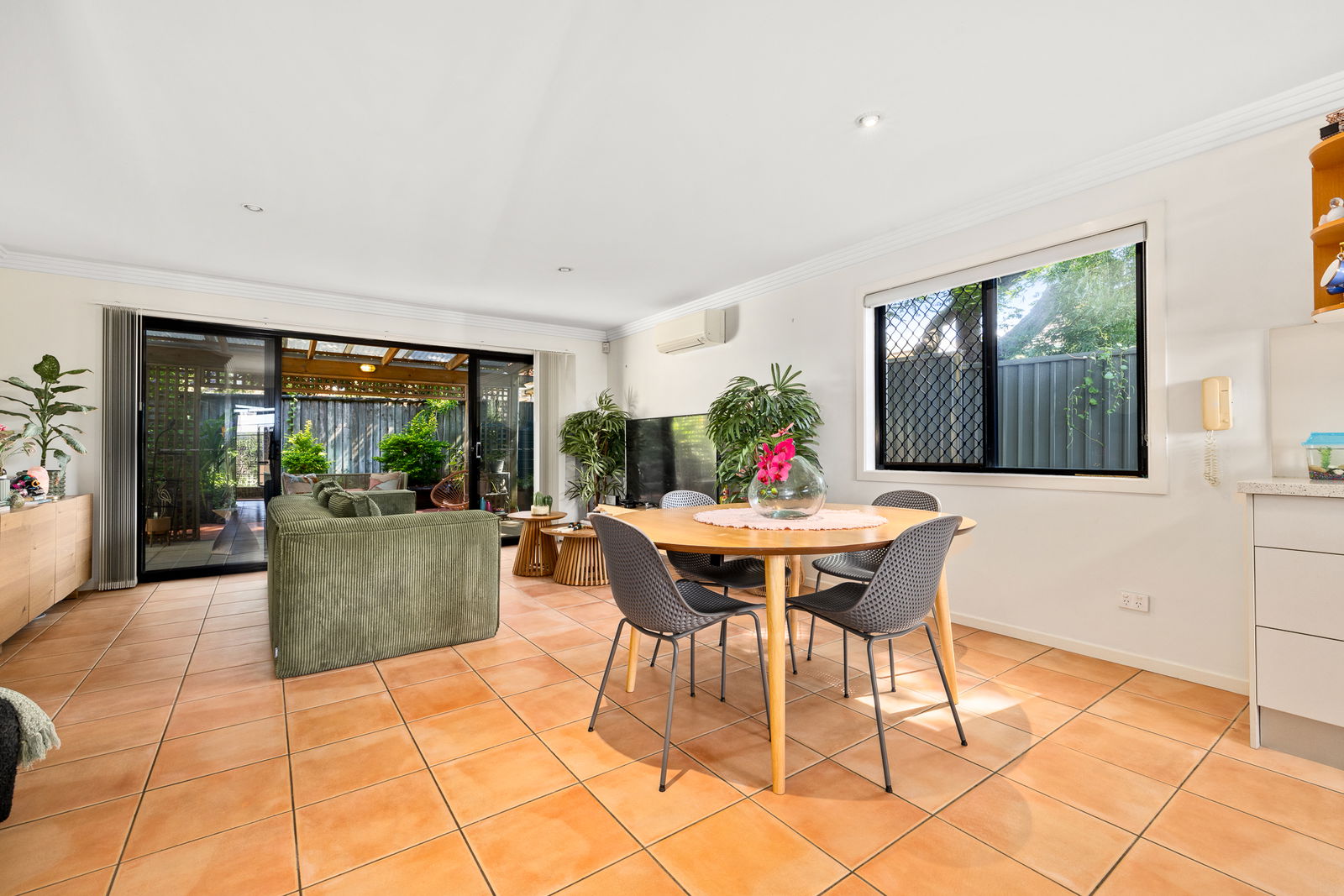 Main listing image for 2/88 Brookfield Road, Kedron  QLD  4031