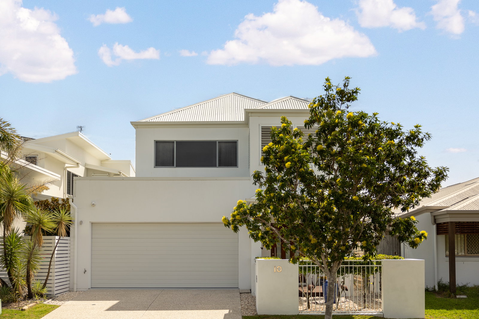 Main listing image for 10 Magnetic Street, Kawana Island  QLD  4575