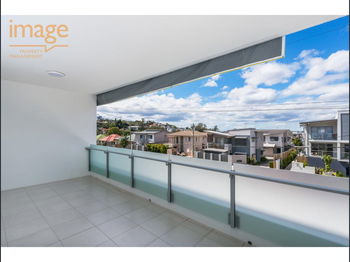 Image 3 for 3/8 Springwood Street, Mount Gravatt East  QLD  4122