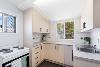 Image 6 for 23 Campbell Street, Scarborough  QLD  4020