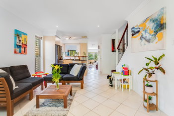Image 5 for 3/11 Indooroopilly Road, Taringa  QLD  4068